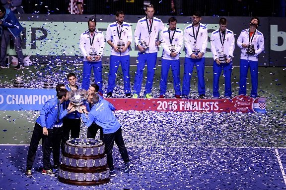 Tennis - Croatia v Argentina - Davis Cup Final - Arena Zagreb, Croatia - 27/11/16 Argentina's Leonardo Mayer, Guido Pella, Federico Delbonis, Juan Martin del Potro and Daniel Orsanic react during the victory ceremony. REUTERS/Marko Djurica     TPX IMAGES OF THE DAY