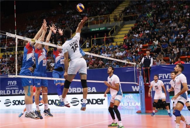 Voley masculino: ARGENTINA NO PUDO CON SERBIA EN EL INICIO DEL TERCER WEEKEND DE LA LIGA MUNDIAL EN CÓRDOBA 