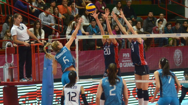 Voley femenino: LAS PANTERAS BUSCAN LA PUESTA A PUNTO PARA EL GRAND PRIX