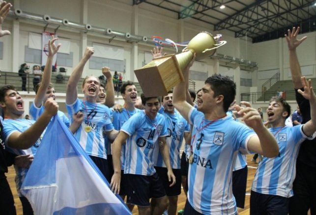 Handball: LOS CADETES SE CONSAGRARON CAMPEONES Y LAS CHICAS SE QUEDARON CON EL BRONCE EN EL SUDAMERICANO