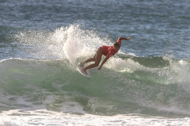 Surf: JOSEFINA ANÉ LLEGÓ A OTRA FINAL EN SUDÁFRICA