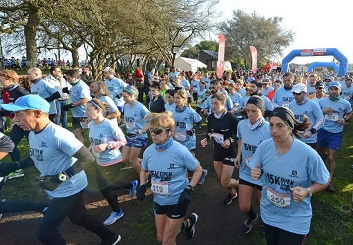 Running: MARIANA BORELLI Y MARCELO MICHIA GANARON LOS 15K LAGUNA OPEN SPORTS