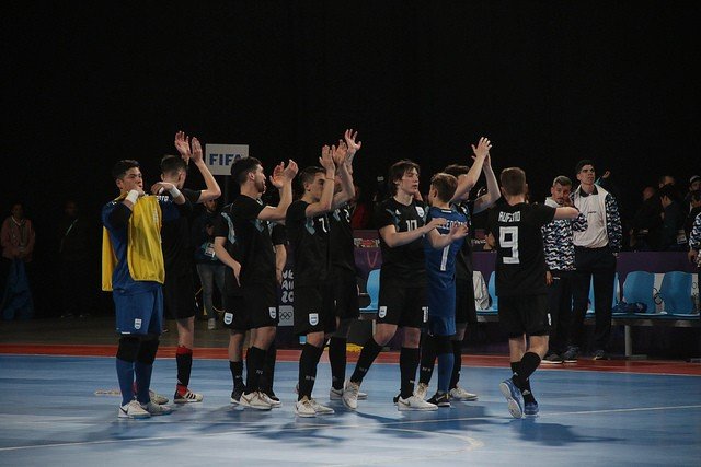 YOG BA 2018: LA SELECCION DE FUTSAL GOLEO Y ENFRENTARA A BRASIL EN SEMIFINALES