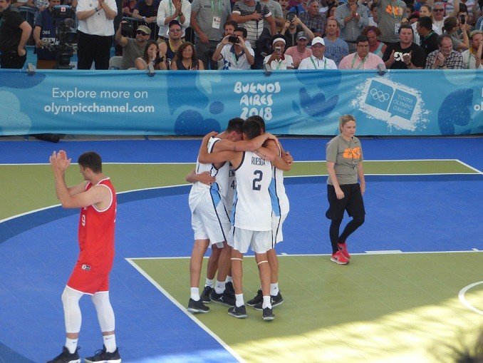YOG BA 2018: LOS CHICOS DEL BÁSQUET 3X3 VENCIERON A GEORGIA Y ESTÁN EN SEMIFINALES