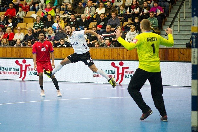 Handball masculino: ARGENTINA EMPATÓ CON REPÚBLICA CHECA TRAS IR EN DESVENTAJA DE SEIS GOLES