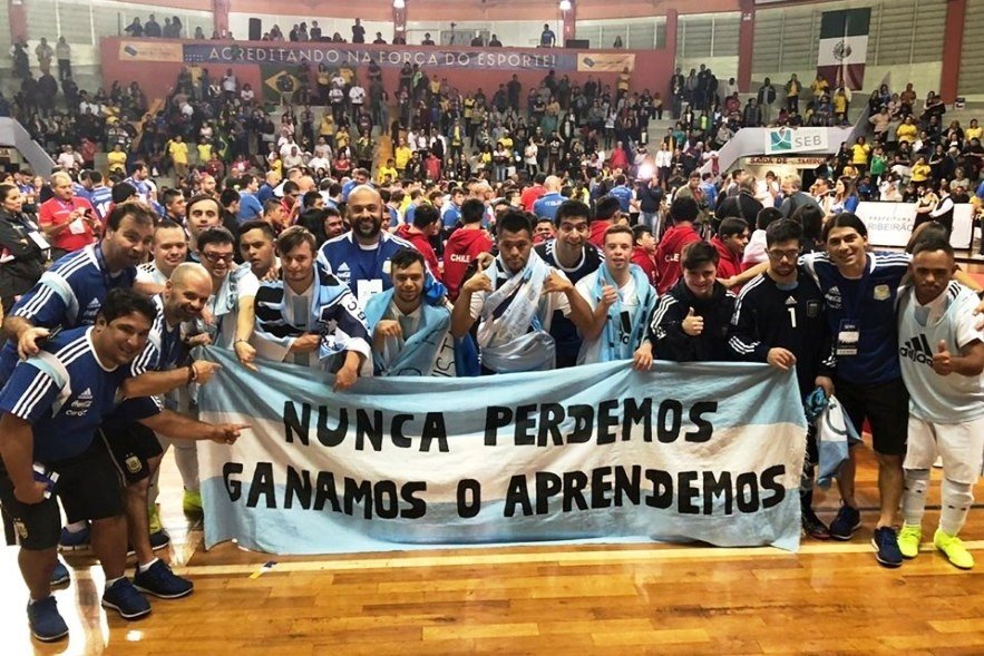 Fútbol: LA SELECCIÓN ARGENTINA DE DEPORTISTAS CON SINDROME DE DOWN SE CORONO SUBCAMPEONA DEL MUNDO DE FUTSAL