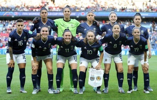 Fútbol femenino: HAZAÑA ARGENTINA QUE REMONTÓ UN 0-3 Y AÚN PUEDE CLASIFICARSE A LA RONDA FINAL DEL MUNDIAL FEMENINO