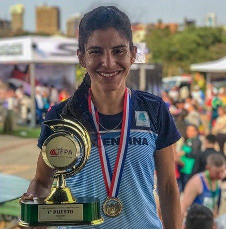 Atletismo: DAIANA OCAMPO, CAMPEONA SUDAMERICANA EN MEDIO MARATÓN