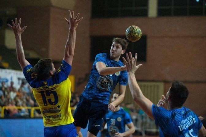 Handball masculino: UNIVERSIDAD NACIONAL DE LUJÁN LE GANÓ A DORREGO Y SE CONSAGRÓ BICAMPEÓN NACIONAL