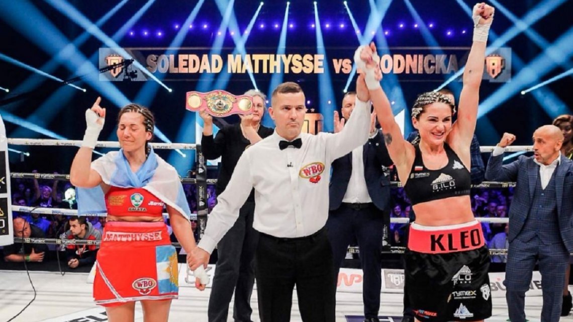 Boxeo femenino: SOLEDAD MATTHYSSE Y EWA BRODNICKA PROTAGONIZARON UNA DE LAS PELEAS MAS CALIENTES DE LA TEMPORADA