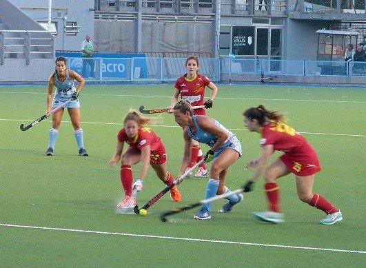 Hockey césped femenino: TRIUNFO DE LAS LEONAS EN EL PRIMER PARTIDO DE LA SERIE FRENTE A ESPAÑA