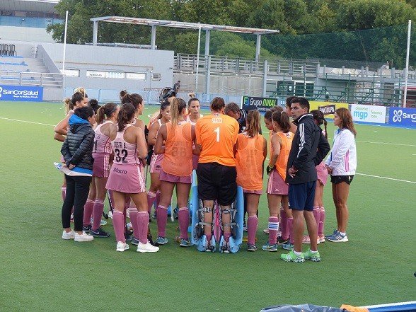 Hockey césped femenino: VALENTINA COSTA BIONDI Y VICTORIA MIRANDA TRAS EL SEGUNDO TRIUNFO FRENTE A JAPÓN