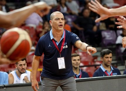 Básquet masculino: ANÁLISIS DEL ENTRENADOR SERGIO HERNÁNDEZ, LUEGO DE LA VENTANA FRENTE A VENEZUELA