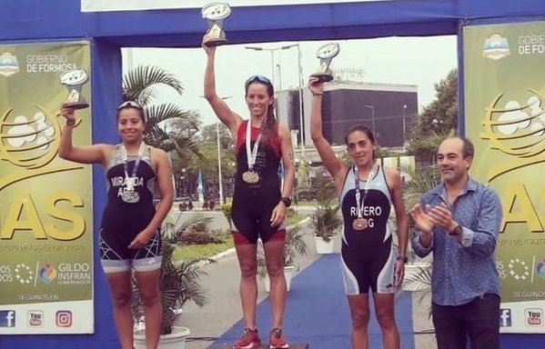 Triatlón: DELFINA ÁLVAREZ ES TRICAMPEONA NACIONAL