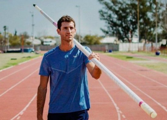 Atletismo: GERMÁN CHIARAVIGLIO ENTRENA EN CONCORDIA