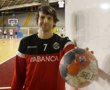 Handball masculino y femenino: MOVIMIENTO Y PASES