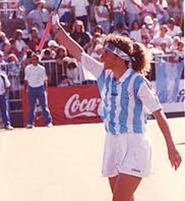 Notas: GABRIELA SÁNCHEZ, «MADRE DE ELITE» EN EL HOCKEY CÉSPED