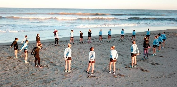 Hockey césped femenino: LAS LEONAS VUELVEN A CARILÓ
