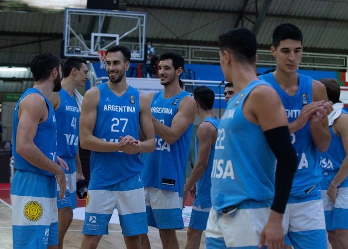 Básquet masculino: ARGENTINA VENCIÓ CÓMODAMENTE A CHILE Y CLASIFICÓ A LA AMERICUP