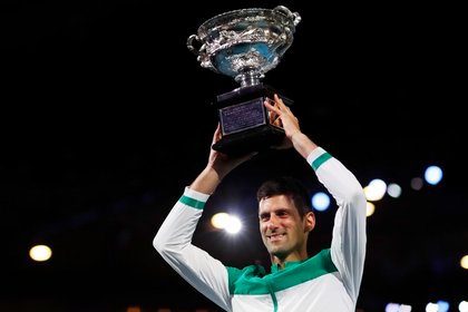 Tenis: DJOKOVIC Y OSAKA CAMPEONES DEL AUSTRALIAN OPEN
