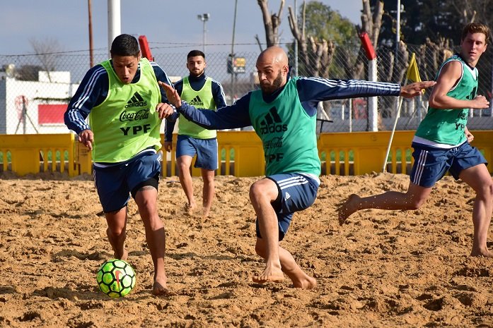 Fútbol playa: LA SELECCIÓN ENTRENÓ CON VISTAS A LAS ELIMINATORIAS