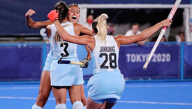 JJOO Tokio 2020: HOCKEY CÉSPED FEMENINO [ LAS LEONAS CONSIGUIERON UN CONTUNDENTE TRIUNFO SOBRE ESPAÑA