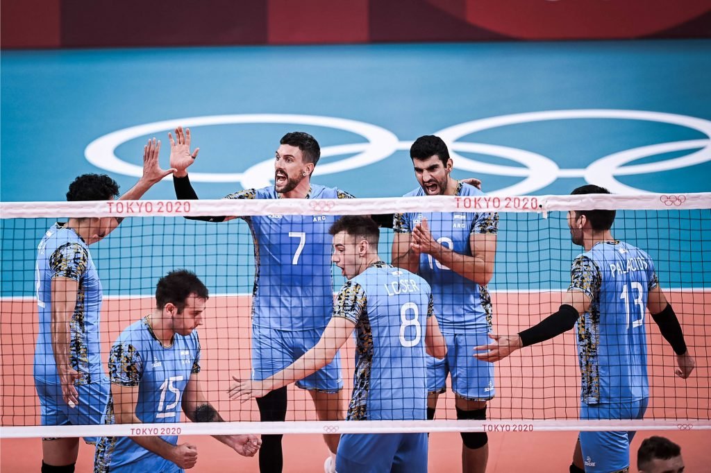 JJOO Tokio 2020: VOLEY MASCULINO | ARGENTINA GANÓ 3-2 Y QUEDÓ A UN PASO DE LA CLASIFICACIÓN