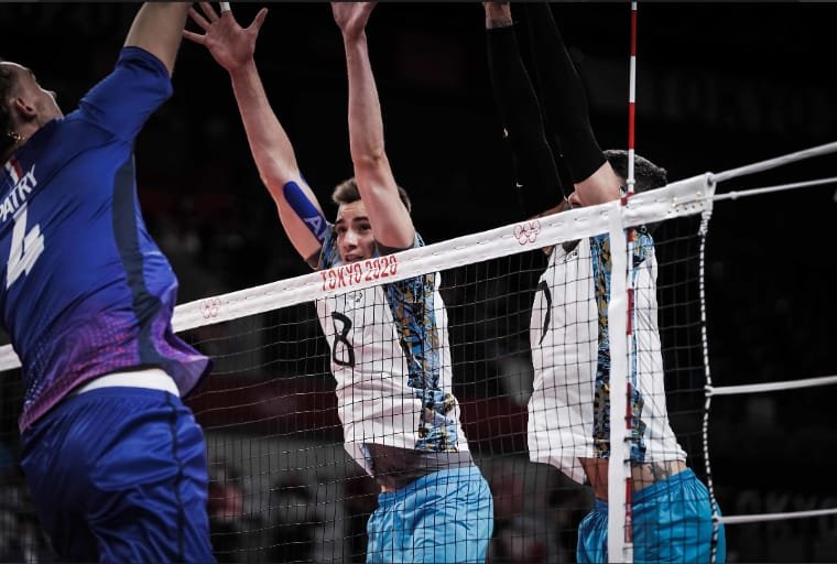 JJOO Tokio 2020: VOLEY MASCULINO | ARGENTINA CAYÓ 3-0 EN SEMIS Y VA POR EL BRONCE