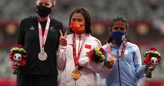 Juegos Paralímpicos Tokio 2020/1: ATLETISMO | YANINA MARTÍNEZ SE QUEDÓ CON LA MEDALLA DE BRONCE