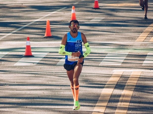 Atletismo: PEDRO GÓMEZ Y LUDMILA MARTÍNEZ SE ADJUDICARON EL MARATÓN DE ROSARIO