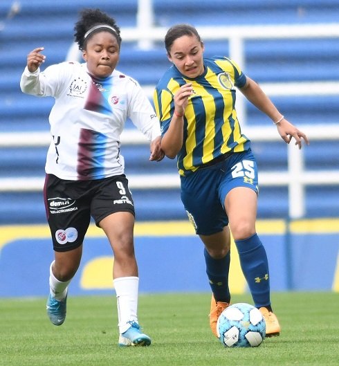 Fútbol femenino: SAN LORENZO, RIVER Y UAI URQUIZA, AL TOPE DE LAS POSICIONES EN EL CAMPEONATO YPF DE PRIMERA DIVIISIÓN A