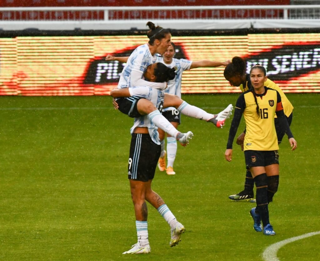 Fútbol femenino: EL SELECCIONADO ARGENTINO VISITÓ ECUADOR