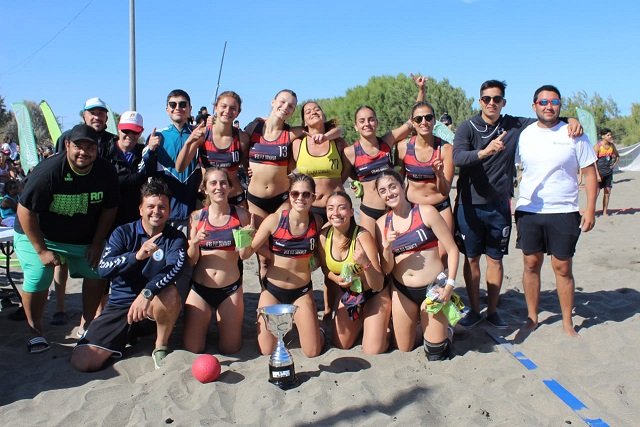 Beach Handball: FES FLY SUMMER Y SOL DE MAYO, CAMPEONES DEL ARENA 1000 DE VIEDMA