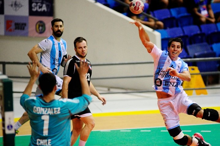 Handball masculino: LOS GLADIADORES VENCIERON A CHILE EN LAS SEMIS DEL TORNEO CENTRO-SUR