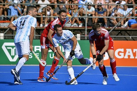 Hockey césped masculino: LOS LEONES RUGIERON FUERTE EN CASA ANTE INGLATERRA POR FIH PRO LEAGUE