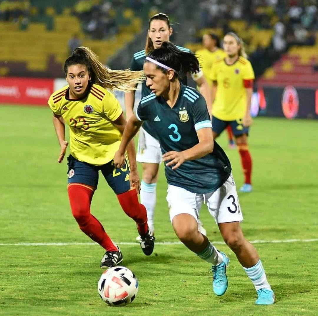 Fútbol femenino: LA SELECCIÓN, MANO A MANO CON COLOMBIA
