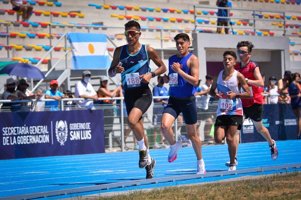Atletismo: BUENOS RESULTADOS EN SANTA FE Y SAN LUIS
