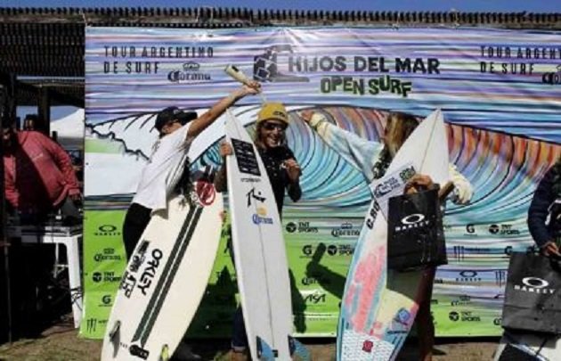 Surf: ORNELLA PELLIZZARI Y JUAN CRUZ RUGGIERO FUERON LOS GANADORES DE LA SEGUNDA FECHA DEL TOUR ARGENTINO