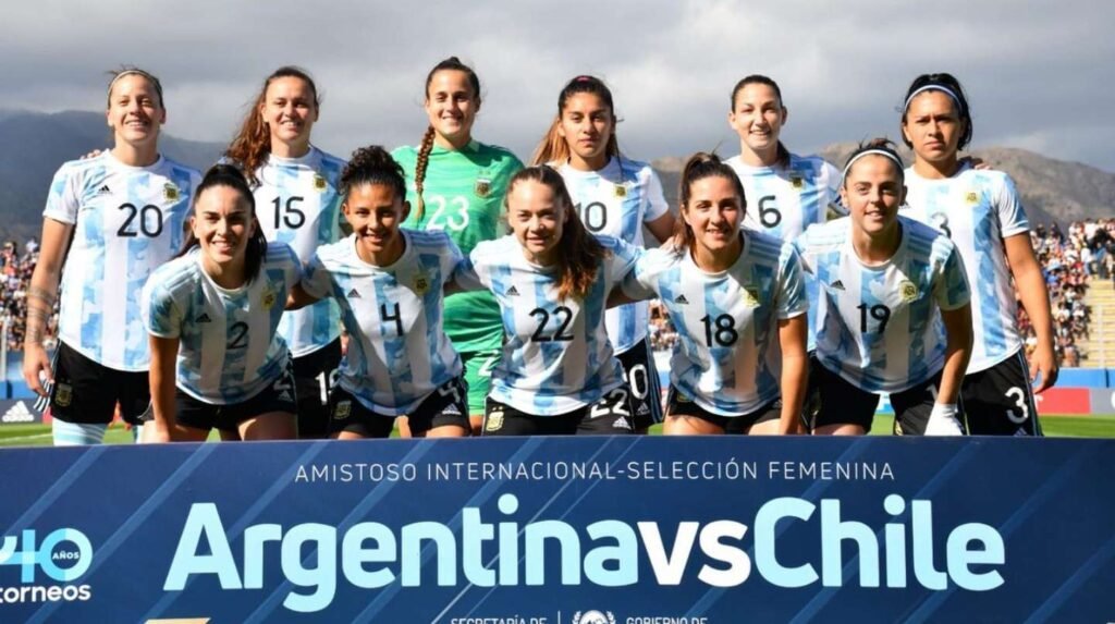 Fútbol femenino: LAS CHICAS DISPUTARON DOS PARTIDOS AMISTOSOS FRENTE A CHILE