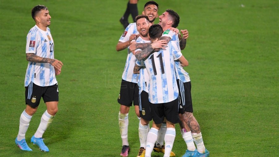 Fútbol masculino: EN LA BOMBONERA, ARGENTINA GOLEÓ A VENEZUELA POR LAS ELIMINATORIAS QATAR 2022