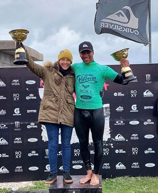 Surf: ORNELLA PELLIZZARI NUEVAMENTE CAMPEONA NACIONAL Y JUAN CRUZ RUGGIERO OBTUVO SU PRIMER TÍTULO