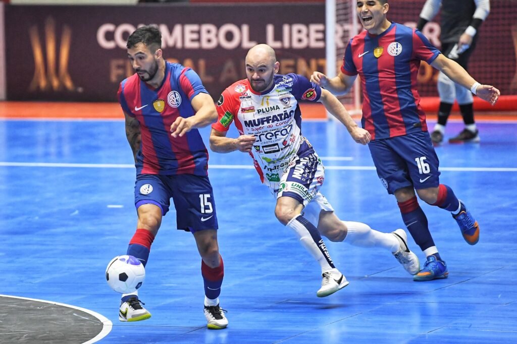 Futsal Masculino: SAN LORENZO PERDIÓ ANTE CASCAVEL EN UNA DE LAS SEMIFINALES DE LA COPA LIBERTADORES