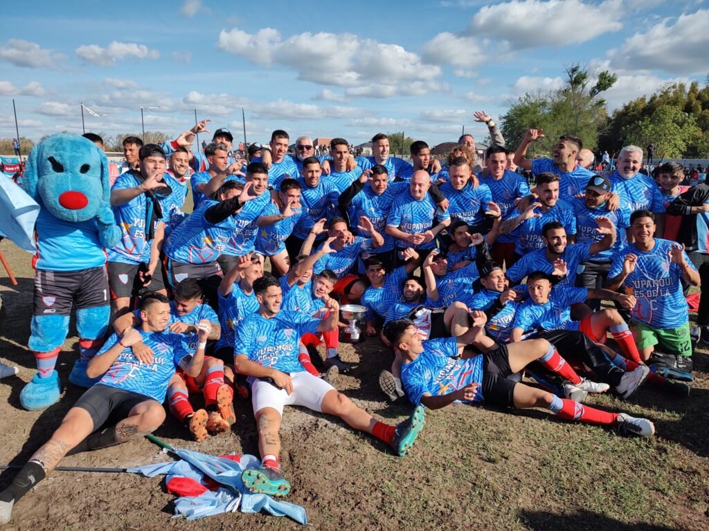 Fútbol Argentino Primera D: YUPANQUI SE CORONÓ CAMPEÓN Y LOGRÓ EL ASCENSO A LA PRIMERA C