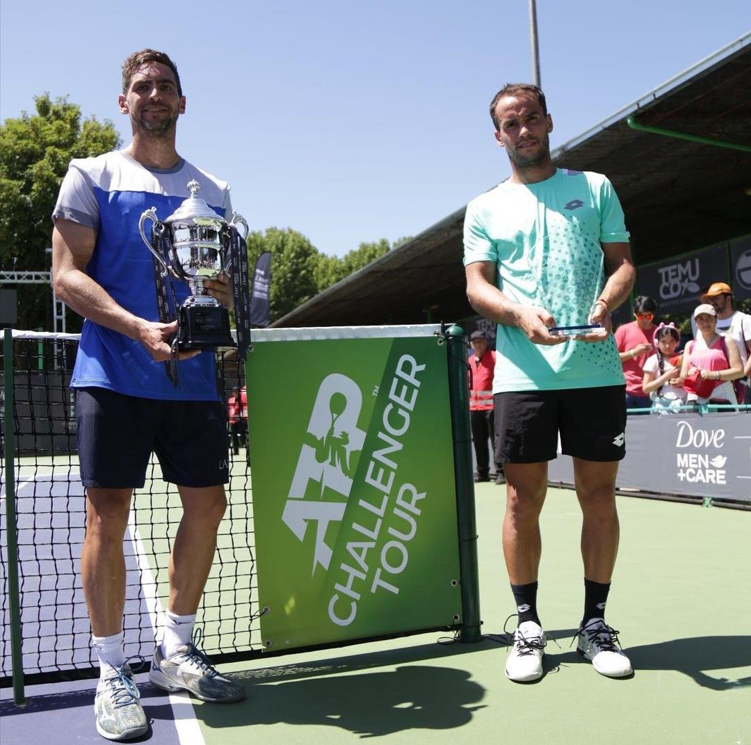 Tenis masculino: GUIDO ANDREOZZI DOBLEMENTE CAMPEÓN