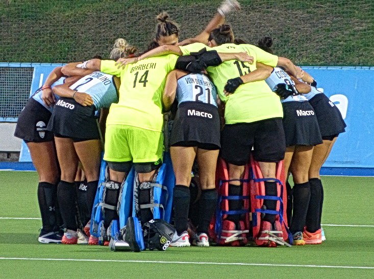 Hockey césped femenino: LAS LEONAS COMENZARON EL AÑO CON UN TRIUNFO
