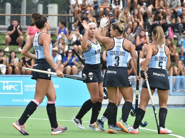 Hockey césped femenino: EN EL TERCER AMISTOSO, LAS LEONAS SUPERARON A IRLANDA POR 3 A 0