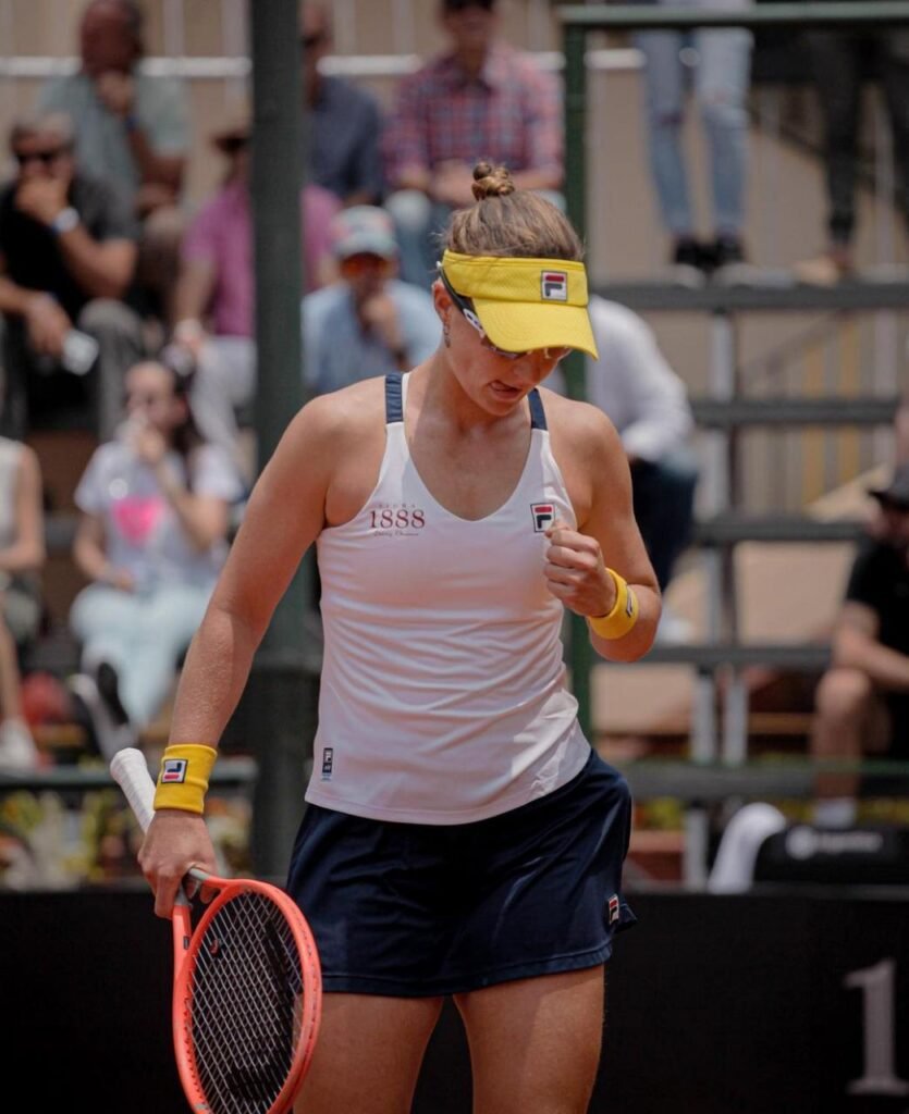 Tenis femenino: NADIA PODOROSKA Y UN DURO PRESENTE