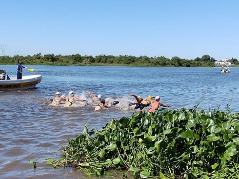 Natación: SE REALIZÓ EL SELECTIVO DE AGUAS ABIERTAS EN SANTO TOMÉ