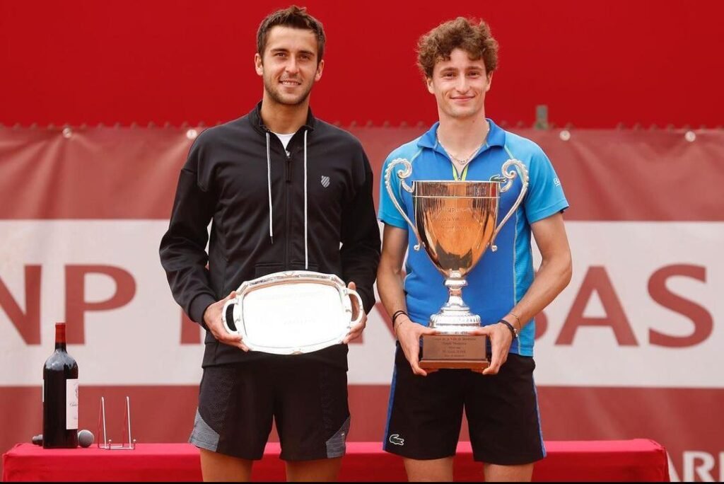Tenis masculino: TOMÁS ETCHEVERRY FINALISTA EN BURDEOS