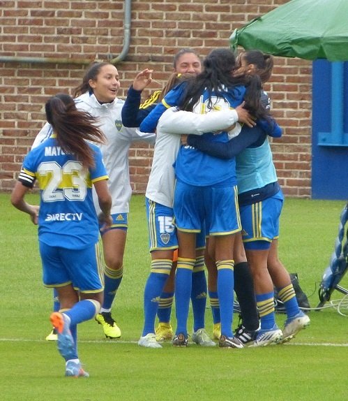 Fútbol femenino: UAI URQUIZA Y BOCA JUNIORS LIDERAN LAS POSICIONES EN EL CAMPEONATO YPF DE PRIMERA DIVISIÓN